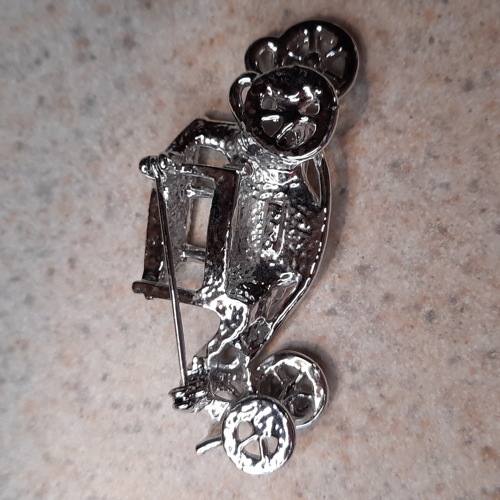 Car brooch - Picture 2 of 2